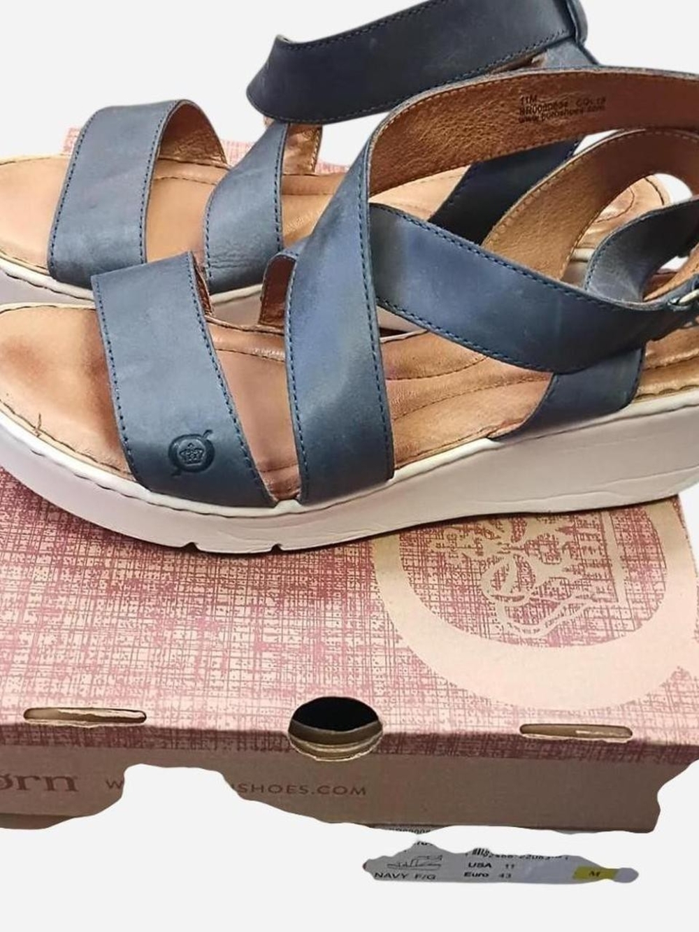 Born Womens Navy Leather Crisscross Sandals - Picture 5 of 8